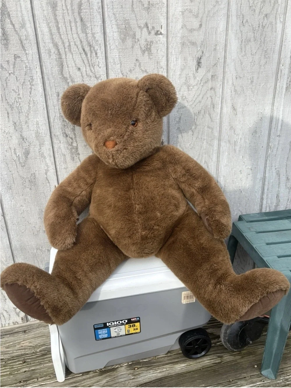 Douglass Co. Cuddle Toys Jumbo Brown Bear Plush Stuffed Animal Vintage Oversized
